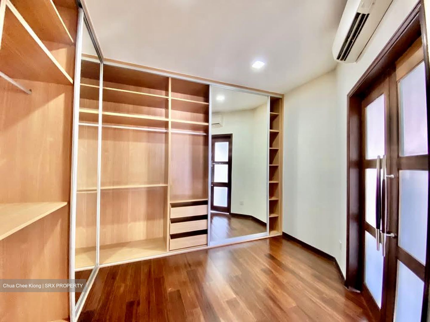 Serangoon Garden Estate (D19), Semi-Detached #569348201